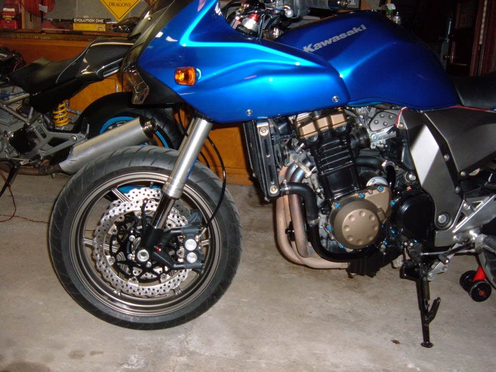 Z750S Front end Upgrade ZX6R LE Forks, Z1000 stem, R6 Calipers, ZX14